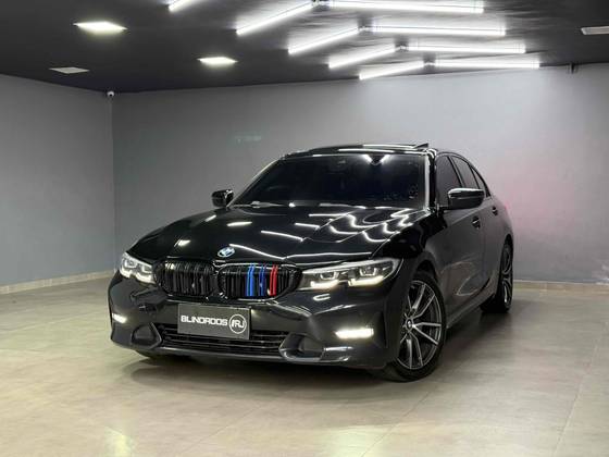 BMW 320i 2.0 16V TURBO GASOLINA SPORT GP AUTOMÁTICO BMW 320i 2.0 16V TURBO GASOLINA SPORT GP AUTOMÁTICO